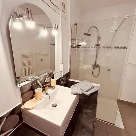 Apartment Superbe T2 Avec Place De Parking Ajaccio (Corsica)